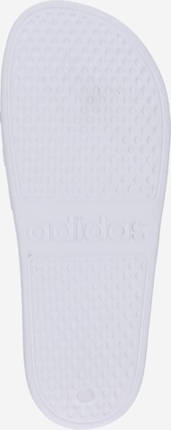 ADIDAS SPORTSWEAR - Sapato de praia/banho 'Adilette Aqua' em branco