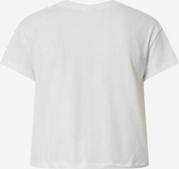 T-shirt Urban Classics en blanc