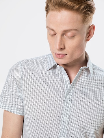 Coupe regular Chemise BLEND en blanc