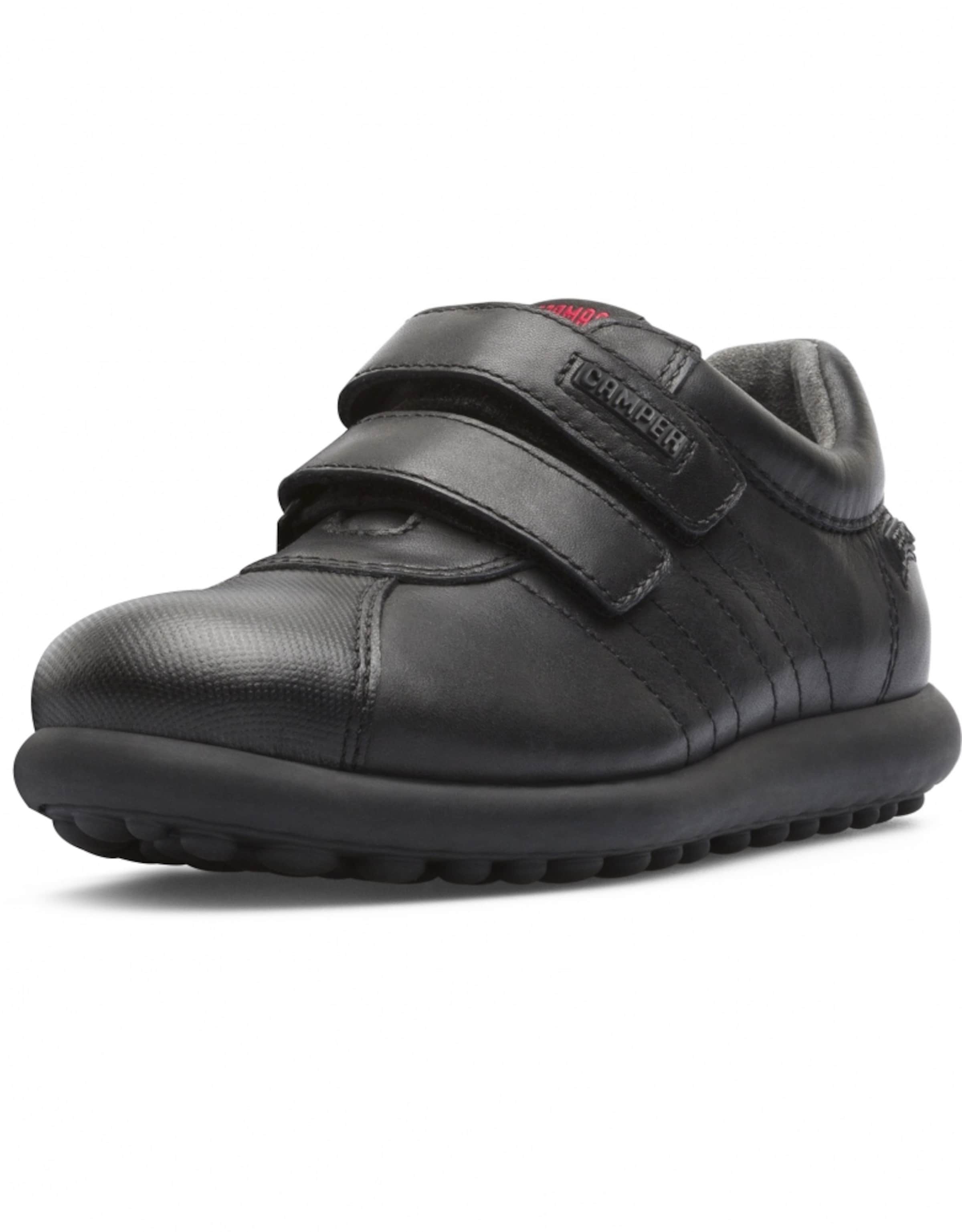 CAMPER Low shoe 'Pelotas' in Black: front