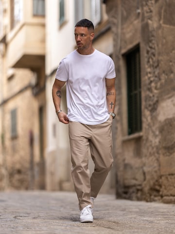 Simple White Beige Look by DAN FOX APPAREL