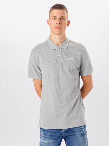 Nike Sportswear Regular Fit Poloshirt 'Matchup' in Grau: predná strana