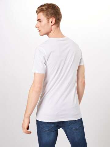 T-Shirt 'Mickey College' Mister Tee en blanc : derrière