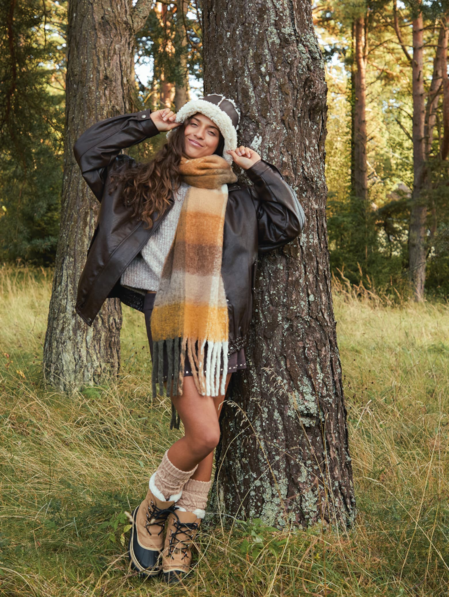 Laiqah - Boho Winter Accessories Look