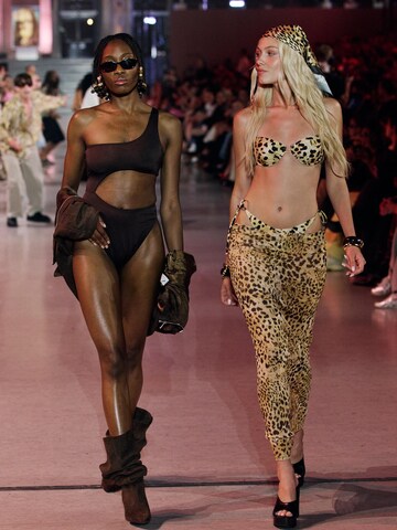 The AY FASHION Show Womenswear