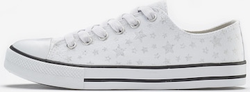 LASCANA Sneakers in White: front