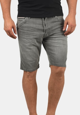 INDICODE JEANS Regular Shorts 'Alessio' in Grau: predná strana