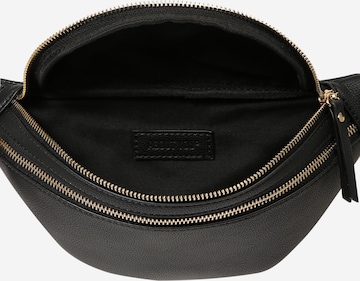 ABOUT YOU Fanny Pack 'Jonna' in Black: top