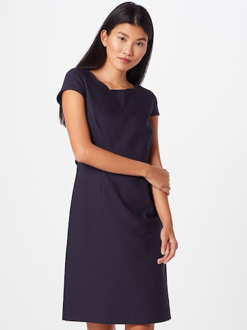 Robe fourreau COMMA en bleu : devant