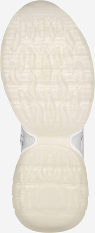 BUFFALO Matalavartiset tennarit 'Triplet' värissä valkoinen