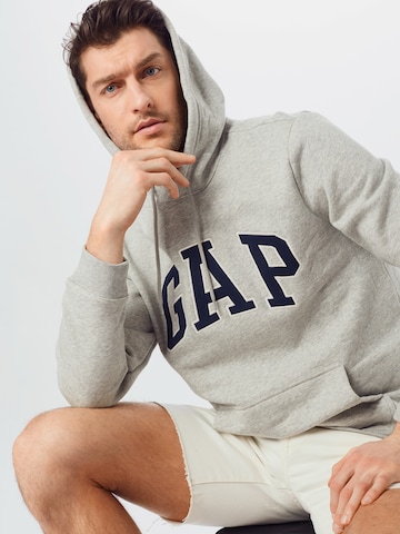 GAPSweater majica 'FLEECE GAP ARCH' - siva boja