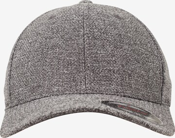 Cappello da baseball di Flexfit in grigio