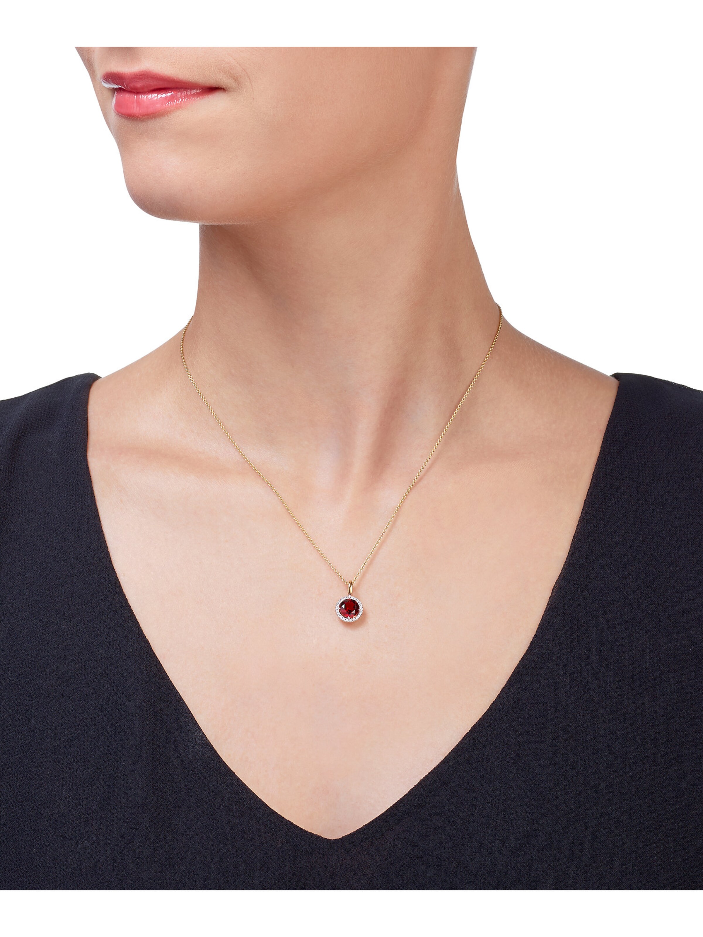 CHRIST Necklace 'Granat' in Gold: front