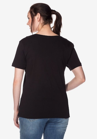 SHEEGO T-shirt i svart