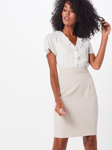 Robe-chemise COMMA en beige : devant