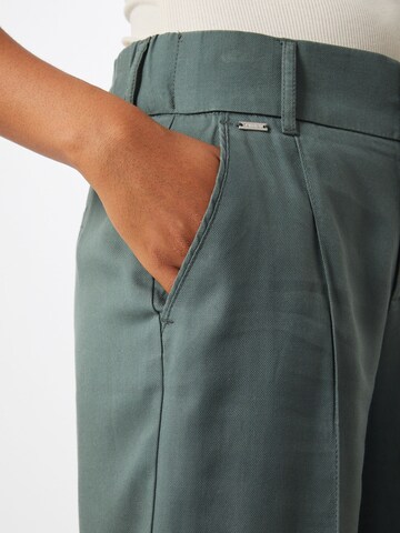 Loosefit Pantalon à plis 'Emee' STREET ONE en vert