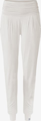 YOGISTAR.COM Tapered Workout Pants 'ala' in White: front
