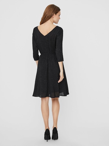 Robe de cocktail 'SALLY' Vero Moda Copenhagen STUDIO en noir