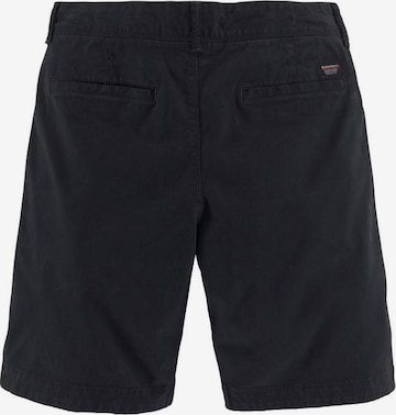 Superdry Regular Chinoshorts 'International' in Blau