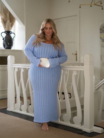 Blue Summer Dress Look