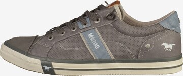 MUSTANG Sneaker in Blau