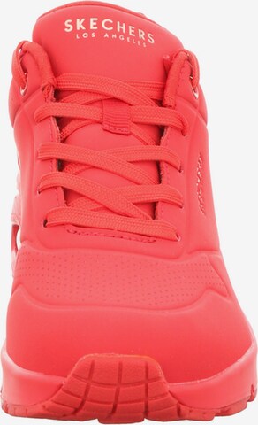 SKECHERS Sneaker 'Uno Stand On Air' in Rot