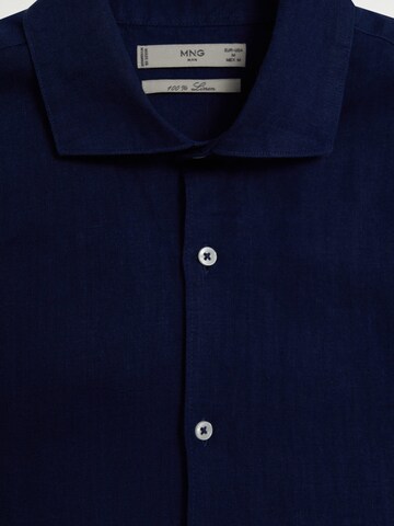 MANGO MAN Regular Fit Hemd 'Avispe' in Blau