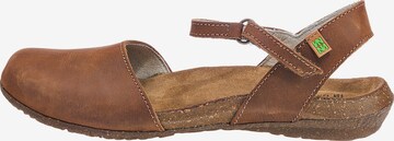 EL NATURALISTA Strap Sandals in Brown