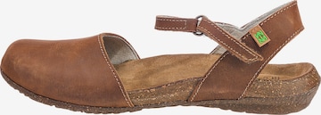 EL NATURALISTA Sandals in Brown