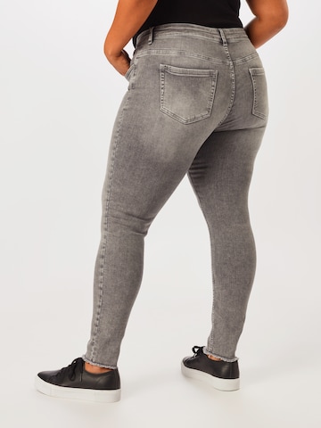 ONLY Carmakoma - Skinny Vaquero 'Willy' en gris