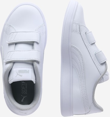 PUMA حذاء رياضي 'Smash v2' بلون أبيض