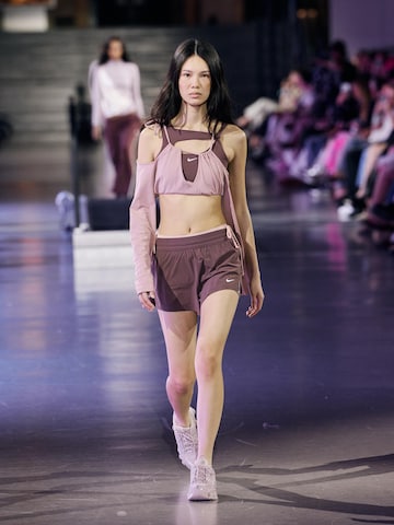 The AY FASHION WEEK Womenswear