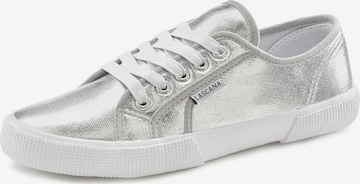 LASCANA Låg sneaker i silver: framsida