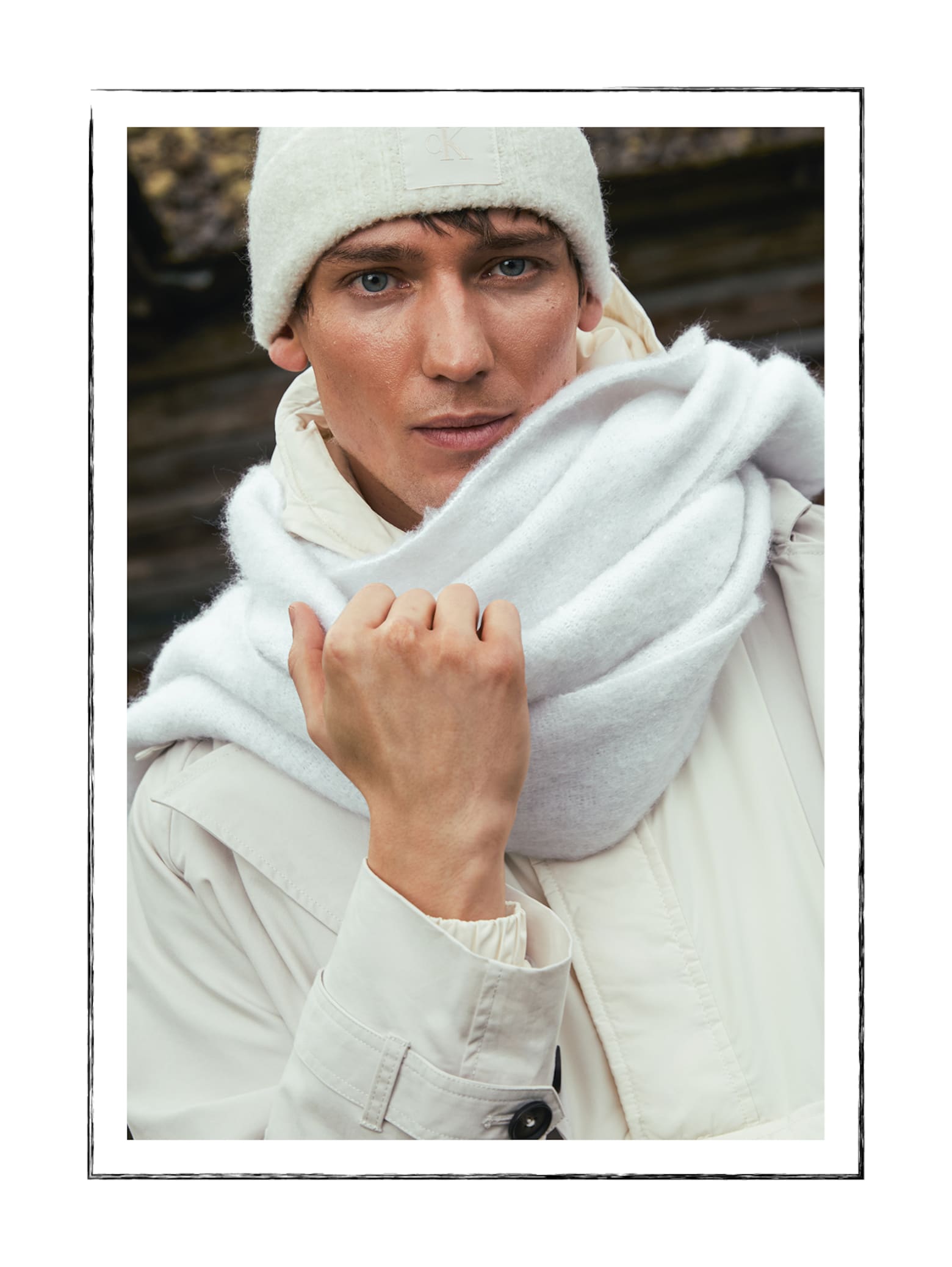 Porque o monocromático nunca passa despercebido Branco dos pés à cabeça