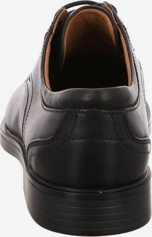 CLARKS Schnürschuhe in Schwarz