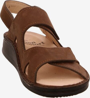 Finn Comfort Sandals in Brown