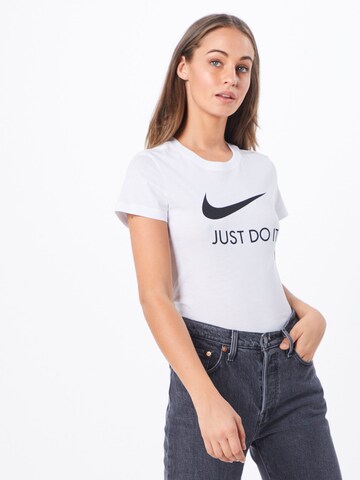 Nike Sportswear Μπλουζάκι σε λευκό: μπροστά