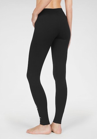 BENCH Leggings in Schwarz