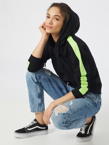 Felpa di Urban Classics in nero