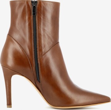 EVITA Ankle Boots in Brown