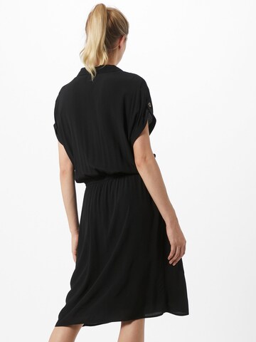 ESPRIT Платье-рубашка в Черный