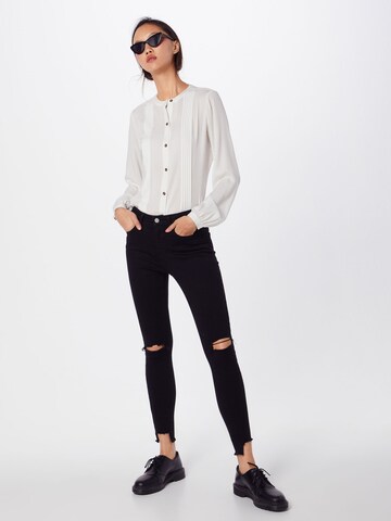 NA-KD Skinny Džíny 'High Waist Ripped Jeans' – černá
