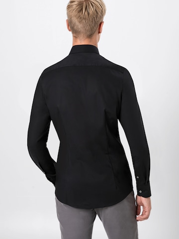 OLYMP Slim fit Businessskjorta 'Level 5 Uni TN' i svart: baksida