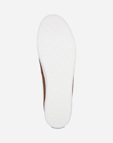 Slip on 'Kesha' TOMMY HILFIGER en blanc