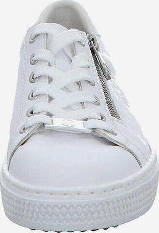 Sneaker low de la Rieker pe alb