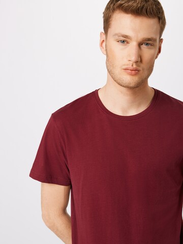 Urban Classics Shirt in Rood