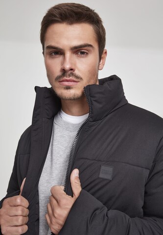 Urban Classics Jacke in Schwarz