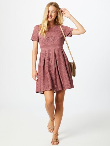 VERO MODA Платье 'HONEY' в Ярко-розовый