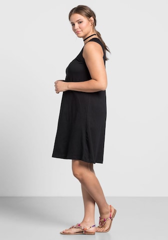 SHEEGO - Vestido en negro