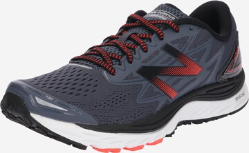 Chaussure de course 'NBX Solvi' new balance en noir : devant